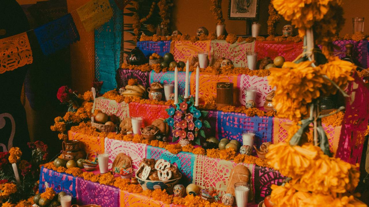 Quintana Roo suspende clases el 1 y 2 de noviembre para celebrar el Día de Muertos