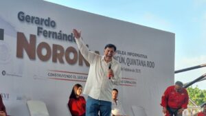 Fernández Noroña lidera asamblea en Cancún sobre elecciones extraordinarias