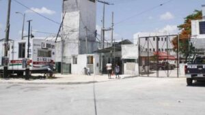 Tres hombres acusados de delitos graves han escapado en Quintana Roo en los últimos meses, evidenciando fallas en la FGE y la SSC.