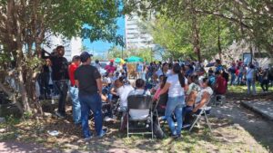 Docentes refuerzan plantón y protestas contra reforma del ISSSTE, ante falta de reunión con Mara Lezama