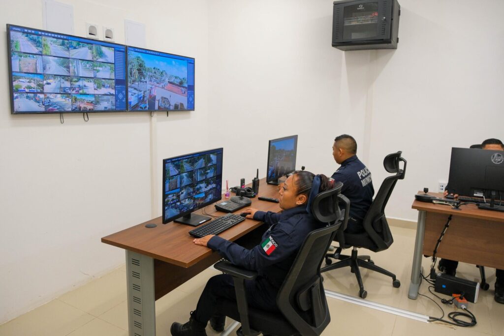 Inauguran C2 y puntos de monitoreo en Lázaro Cárdenas para fortalecer ...