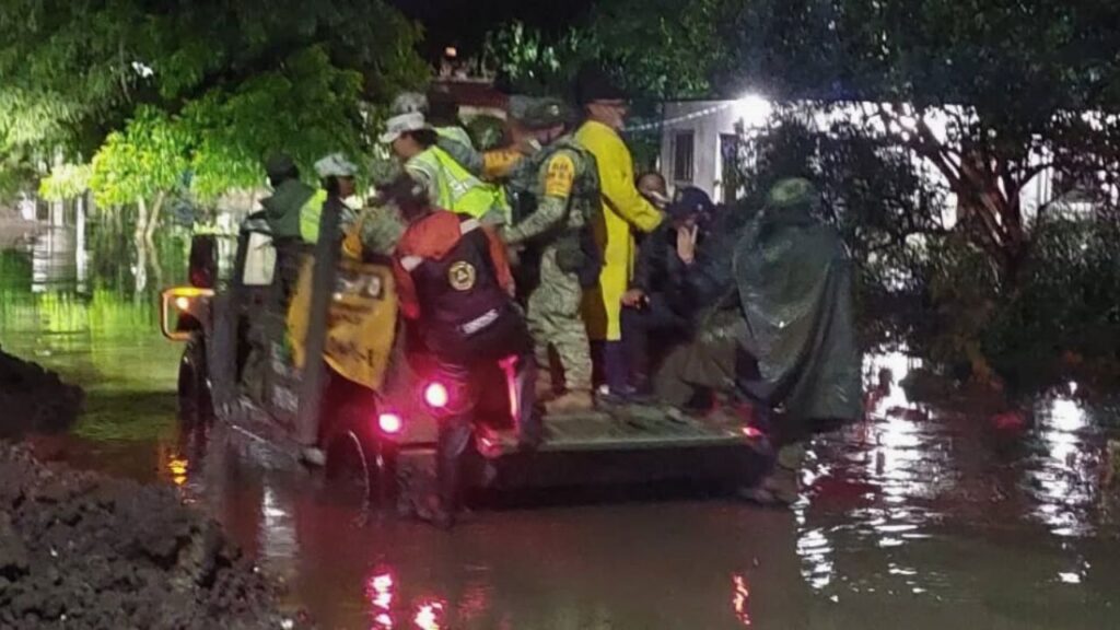 Inundaciones en Quintana Roo: 50 calles de Othón P. Blanco, bajo el agua; Bacalar