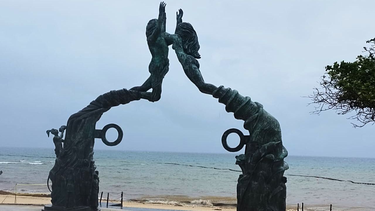 Lluvias calman la sensación de hasta 55 grados centígrados en Playa del Carmen