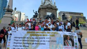 Maestros de Quintana Roo etablan mesas de trabajo con la federación