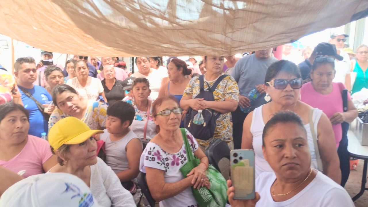 Habitantes de la Colosio logran acuerdo: les entregarán 397 títulos de vivienda