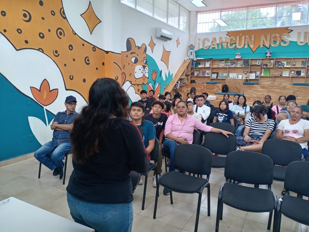 Jazmín Pech Monge crea campaña; en lengua maya busca informar sobre la comunidad LGBT en poblaciones rurales.
