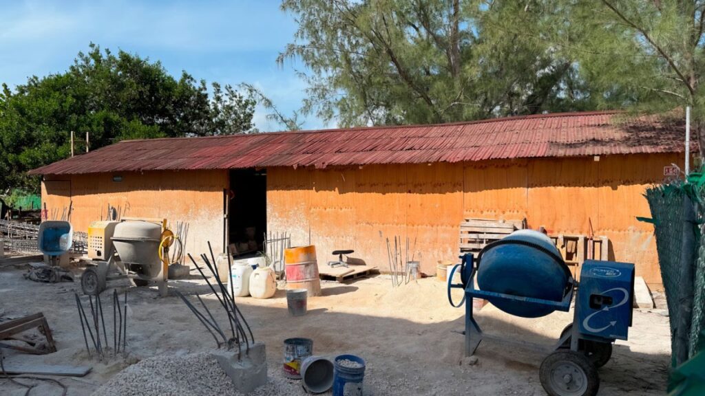 Clausura de desarrollos inmobiliarios en Holbox: Profepa detecta dos desarrollos sin permisos. Foto: Profepa