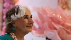 Elena Villarreal fundadora de Ultrafemme celebra 50 años de la marca con el aroma del lujo en Cancún. Foto: Paola Chiomante