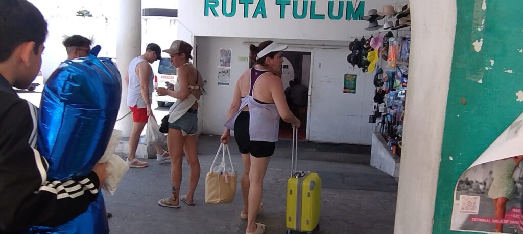 Por qué los turistas estadounidenses nos siguen visitando pese a alertas de inseguridad en Quintana Roo.