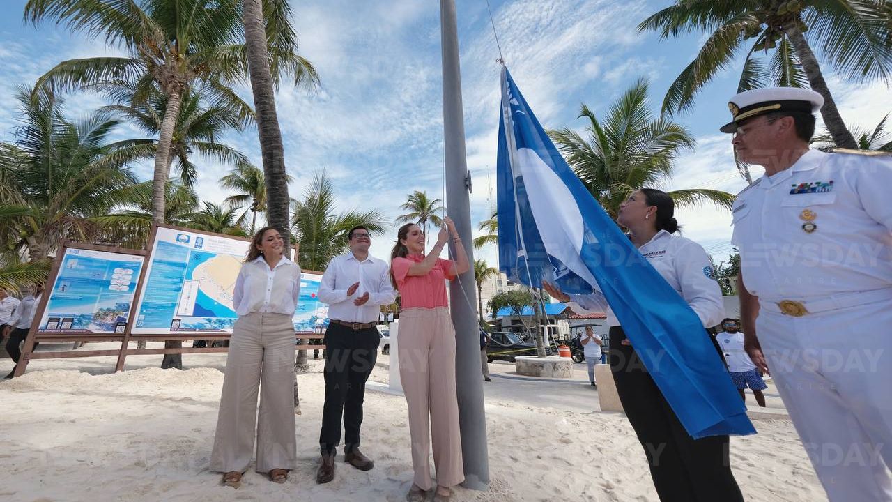 Isla Mujeres refrenda certificación Blue Flag en Playa Norte y Playa Centro. Foto: Paola Chiomante