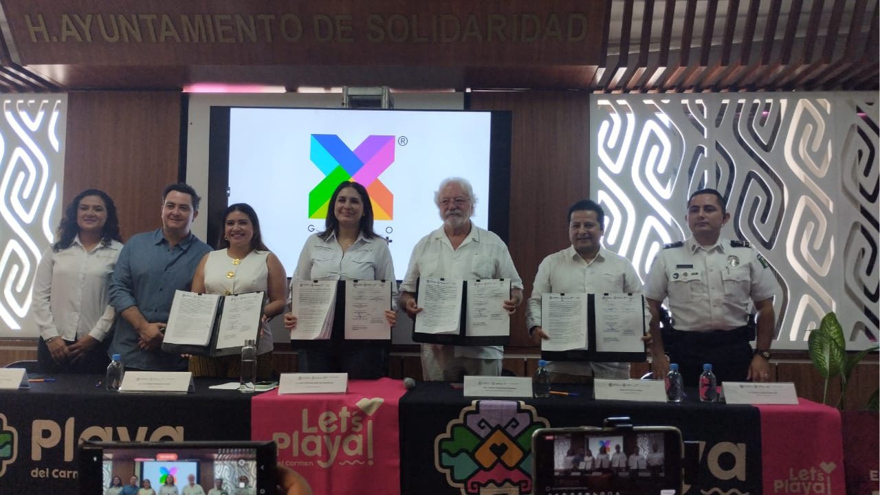 Grupo Xcaret y Playa del Carmen impulsan programa de turismo social con descuentos del 94%.