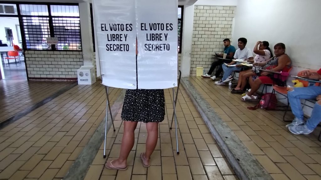 Consejera electoral propone que el INE separe las elecciones de 2027 de la reforma al Poder Judicial.