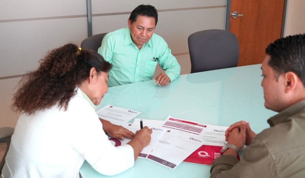 AGEPRO avanza en la regularización y entrega de títulos de propiedad en Quintana Roo