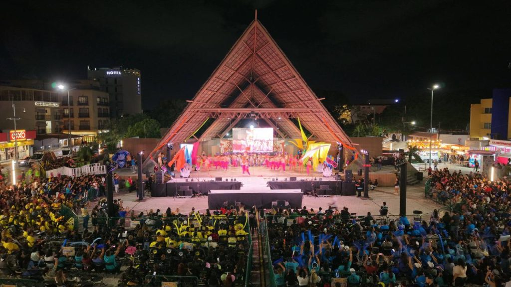 El Carnaval Cancún 2026 se realizará del 12 al 17 de febrero con entrada gratuita en tres sedes de la ciudad.