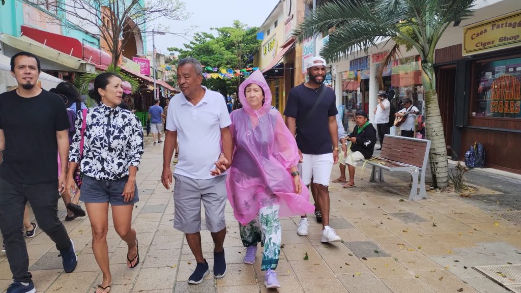 Luis Herrera Quiam aclara detalles sobre el patronato en Quinta Avenida de Playa del Carmen