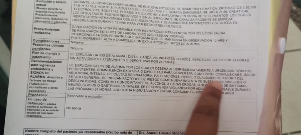 El maestro de Playa del Carmen fue detenido tras presuntamente intoxicar a cuatro alumnas de secundaria con "dulces" durante clase.