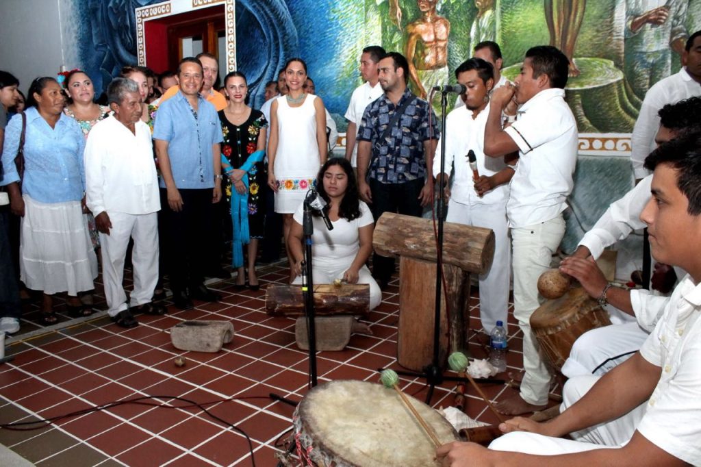 El uso de símbolos mayas en Xcaret está en el centro del debate legal entre el Gran Consejo Maya y la SCJN.