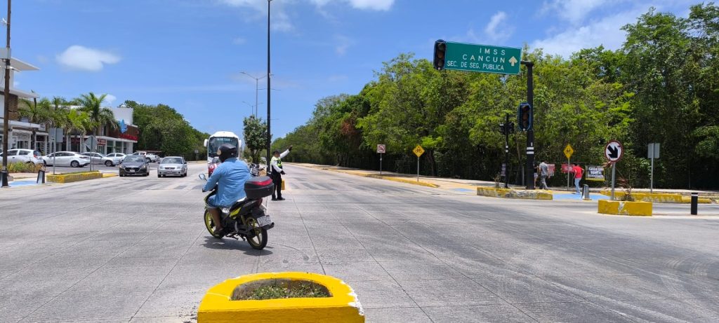 El cuarto apagón en Playa del Carmen afecta a miles de familias en plena ola de calor