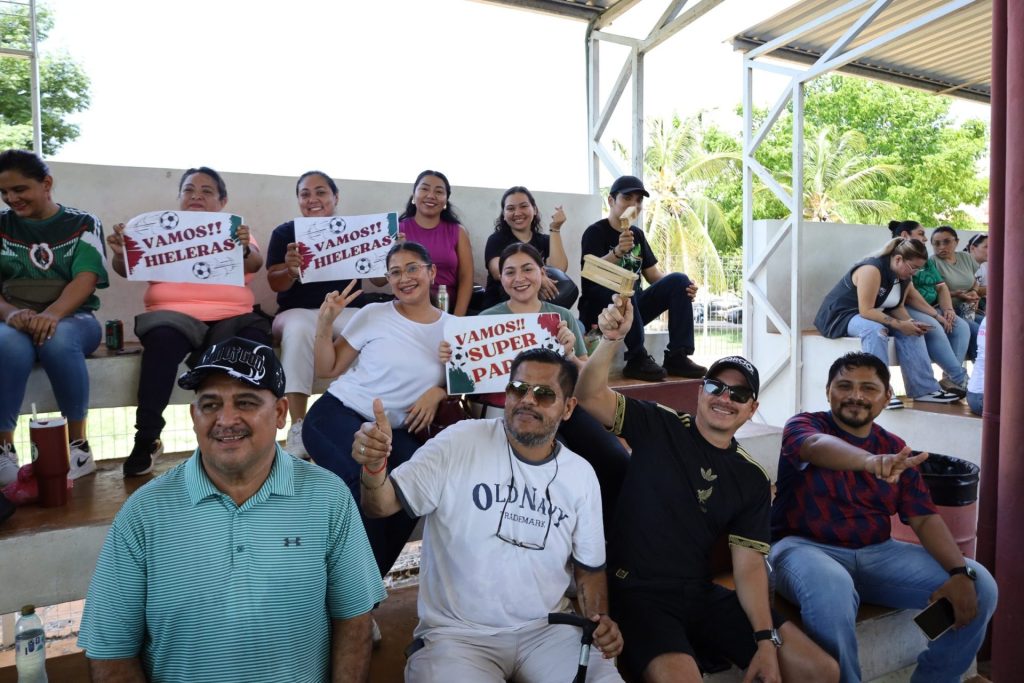 Personal del IEQROO y el TEQROO conmemoró el Día del Padre en Chetumal con un torneo mundialista y un desayuno institucional.