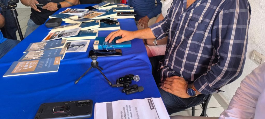 Miembros de Alcohólicos Anonimos en Playa del Carmen conmemoran los 91 años de AA con actividades informativas gratuitas.
