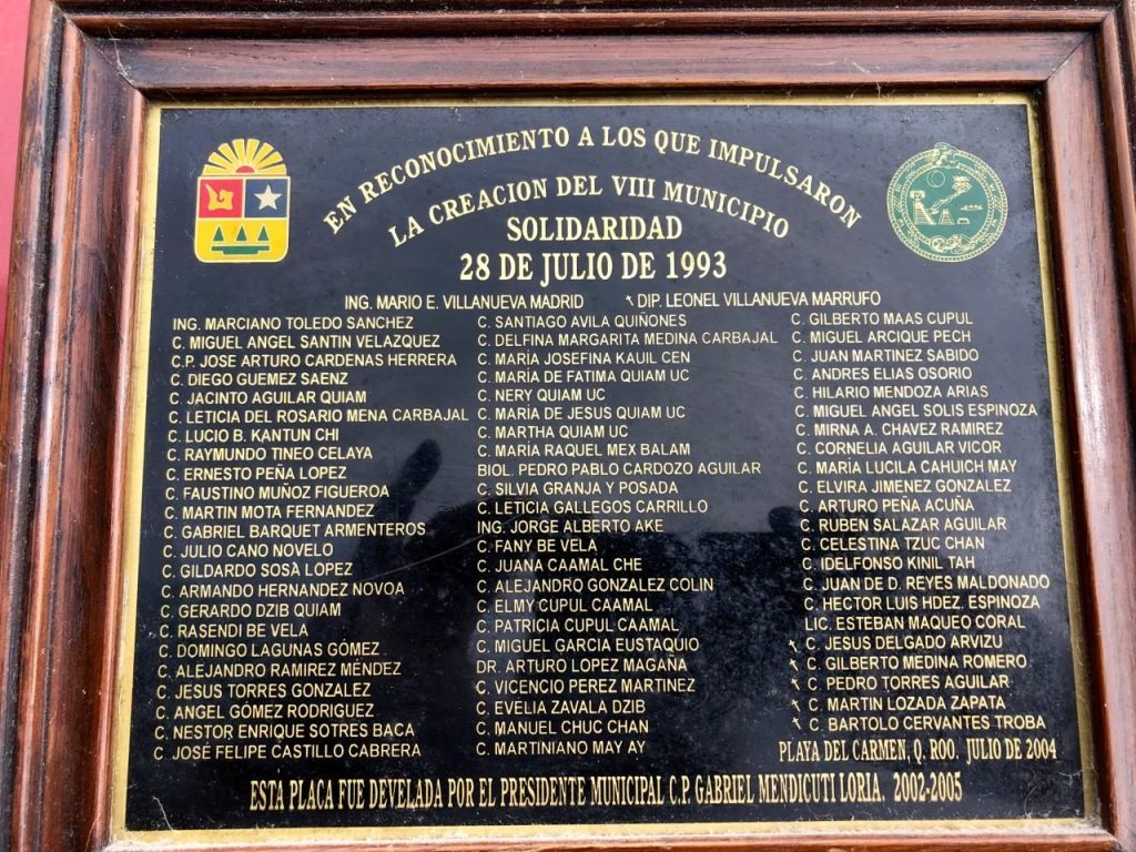José Alfredo Toledo Medina, hijo de Chano Toledo, preside el grupo cívico-político "28 de Julio" en Playa del Carmen.