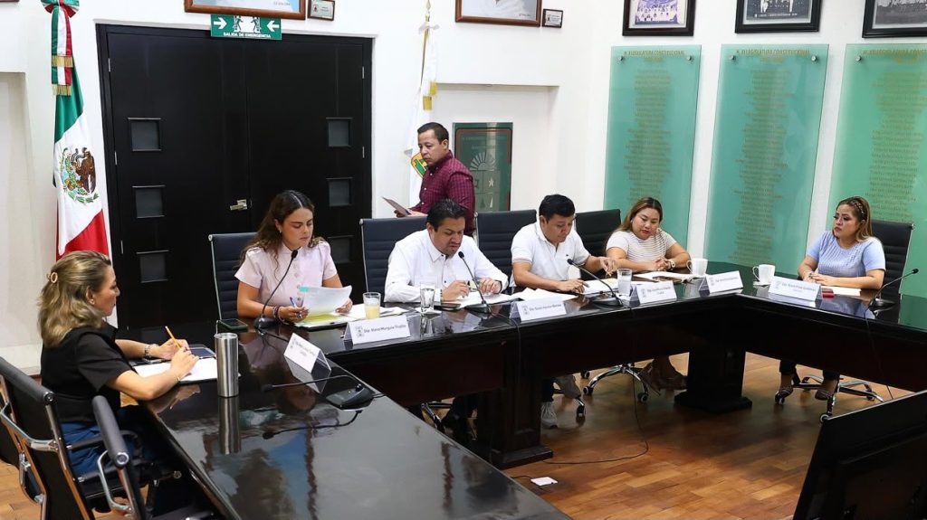Diputados analizan reformas a la ley de residuos y prevención del delito en Quintana Roo.