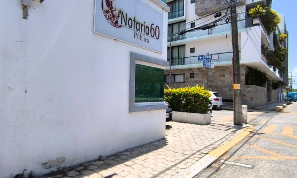 notarios públicos
