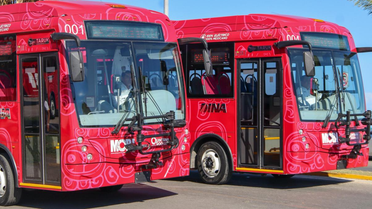 Así inician operaciones MOBI Chetumal y los autobuses eléctricos TARUK.