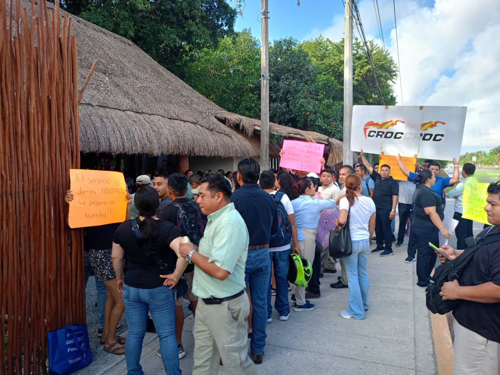 CROC desmiente huelga en hoteles de la Riviera Maya por revisión de contratos colectivos.