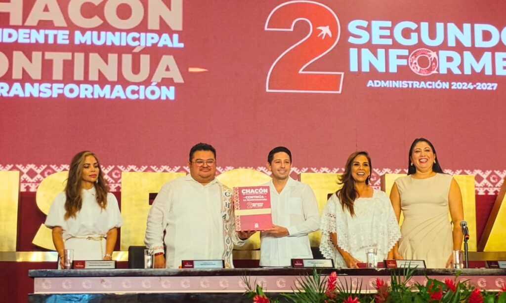 Chacón destaca sus raíces cozumeleñas en Segundo Informe de Gobierno (2)