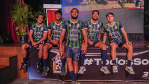 Inter Playa del Carmen celebra 27 años de historia con la presentación de su nueva mascota y uniforme.