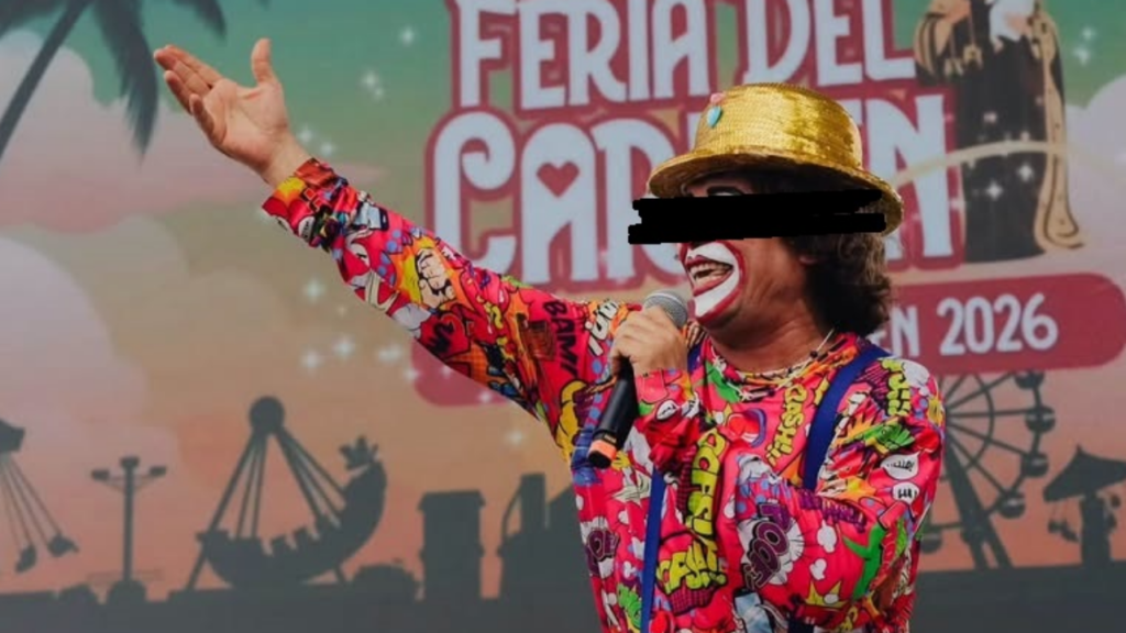 El Payaso Cachacua permanece detenido en el Centro de Retención Municipal de Playa del Carmen.