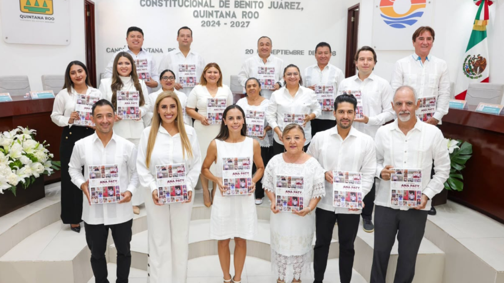 Durante la Quinta Sesión Solemne se entregó el Segundo Informe de Gobierno de Ana Paty Peralta al Cabildo de Benito Juárez.