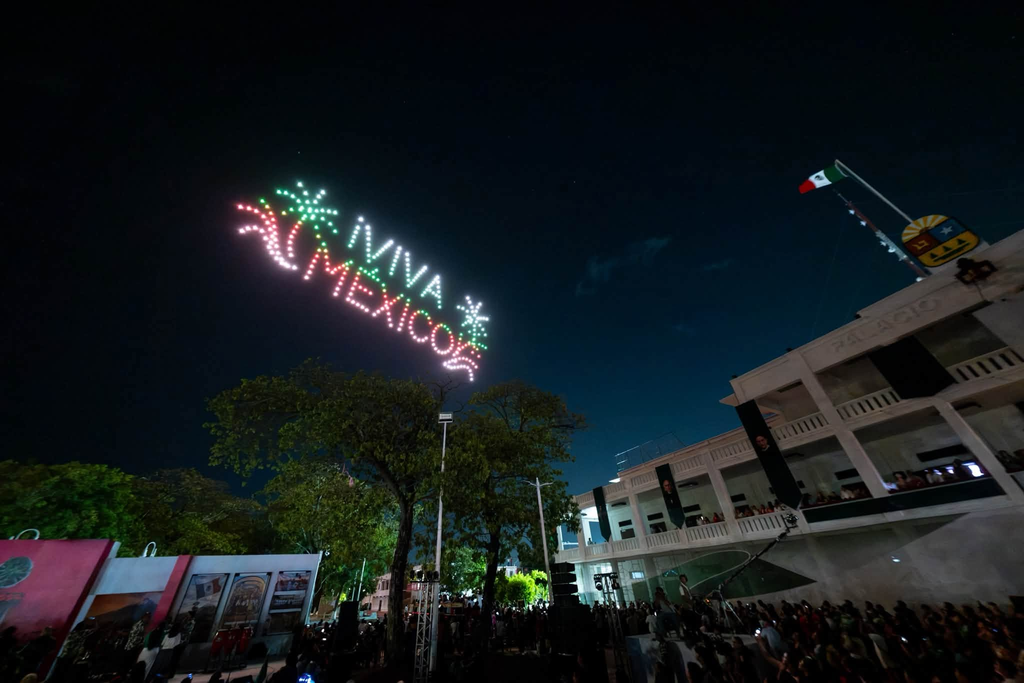 El Grito de Independencia 2026 en Chetumal fue encabezado por la gobernadora Mara Lezama en la Explanada de la Bandera.