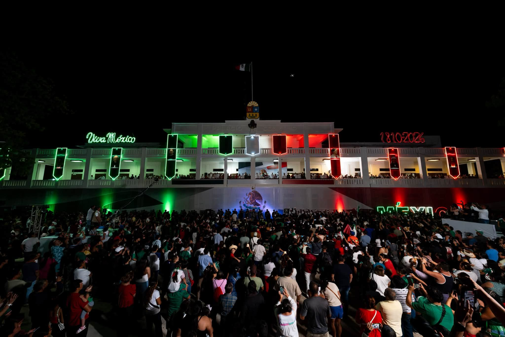 El Grito de Independencia 2026 en Chetumal fue encabezado por la gobernadora Mara Lezama en la Explanada de la Bandera.