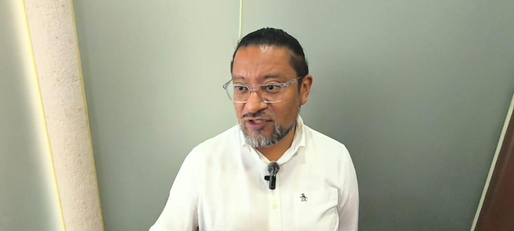 Marcos Gutiérrez, presidente de Empresarios por Quintana Roo, durante su visita a Playa del Carmen.