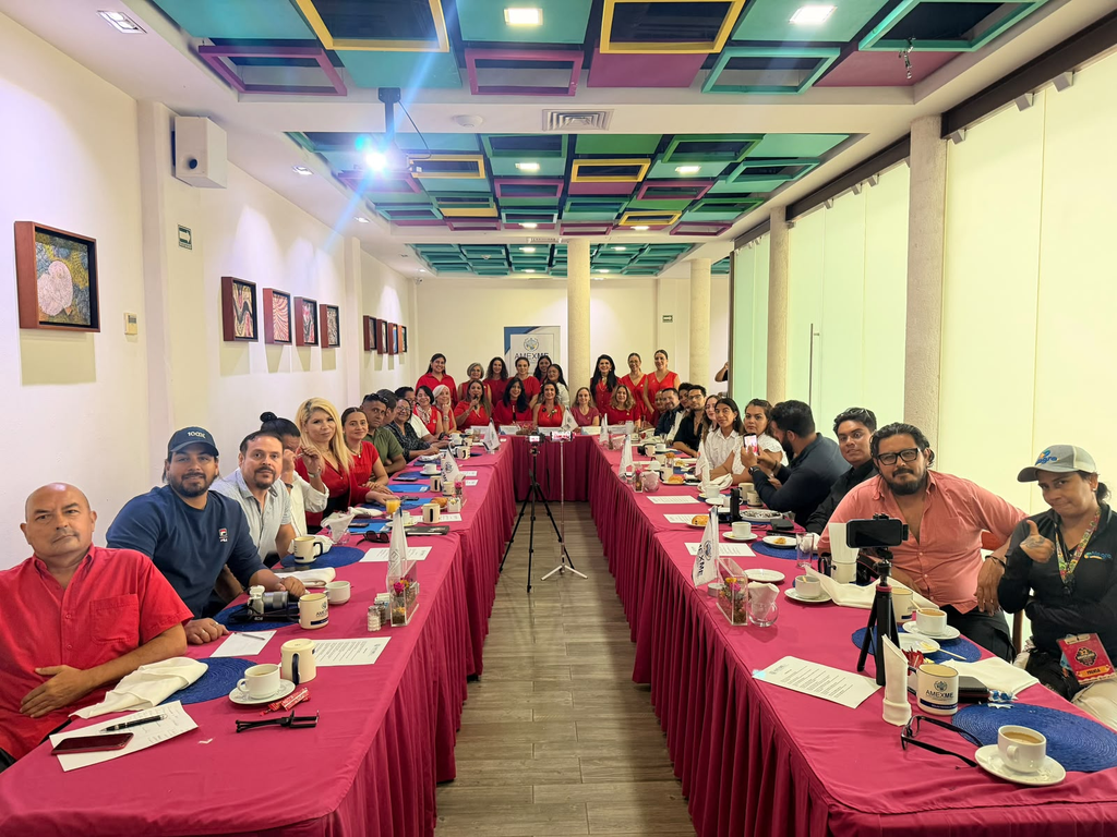 Amexme Riviera Maya presentó su Informe de Trabajo 2026 ante representantes de organismos empresariales de Quintana Roo.