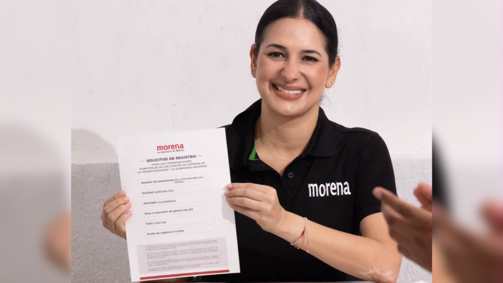 Estefanía Mercado se registró para buscar la coordinación de Morena en Playa del Carmen.