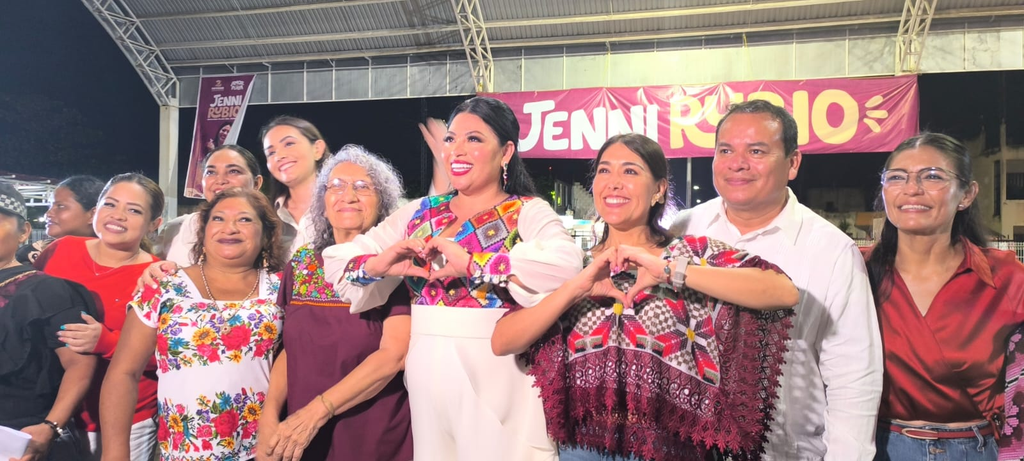 Así se presentó el Segundo Informe Legislativo de Jenni Rubio Tello en Villas del Sol.